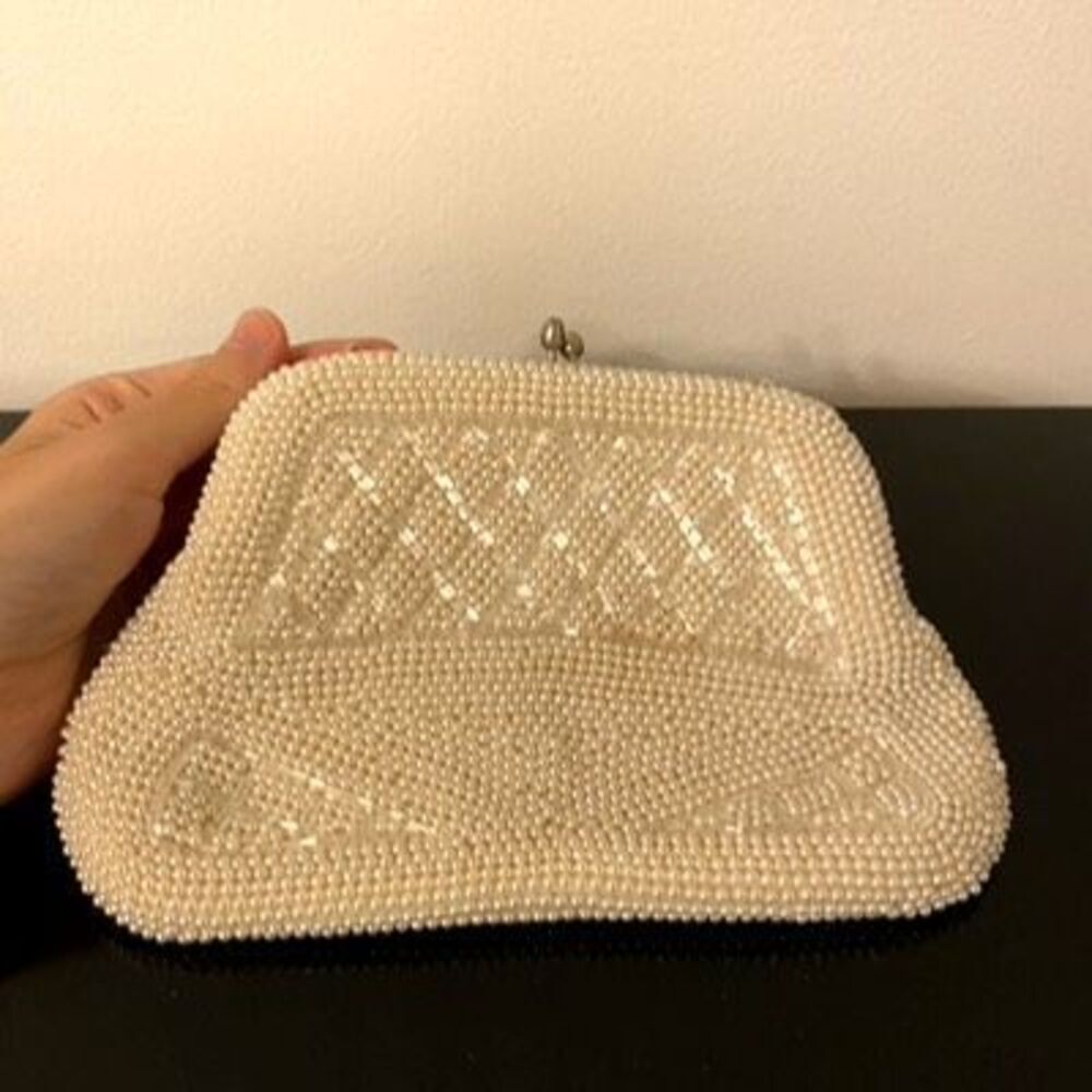 Vintage Beaded Pearl‎ Kisslock Purse